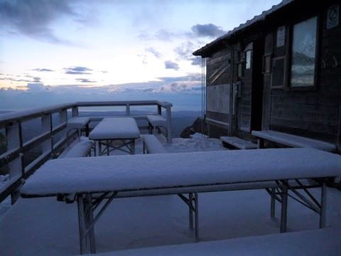 Foto dal profilo Facebook del Rifugio Franchetti